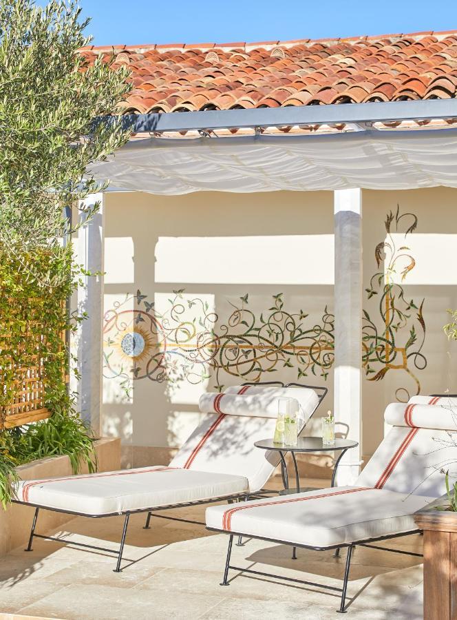Deluxe Doppel-/Zweibettzimmer mit Zugang zum Pool