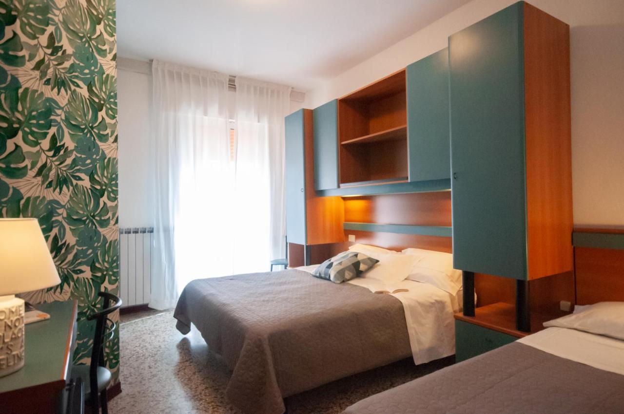 Dreibettzimmer