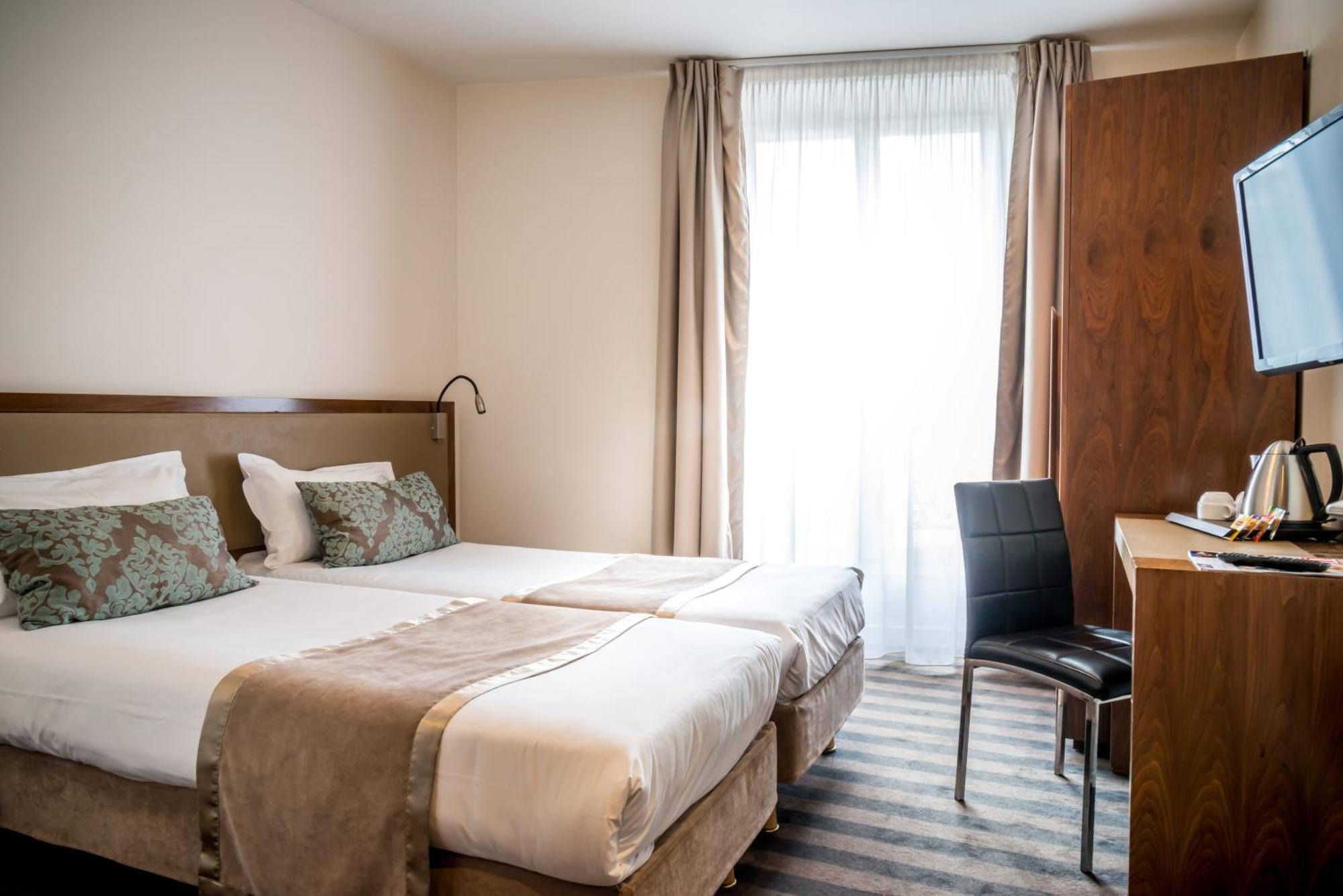 Standard Twin Room,1208721754:JPEG