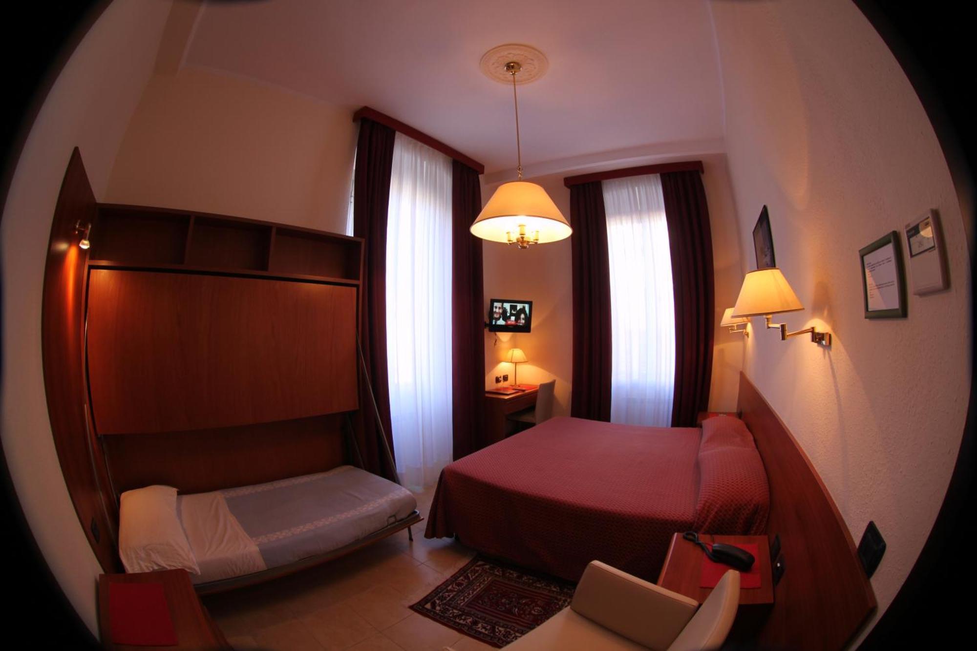 Family Room,1557830308:JPEG