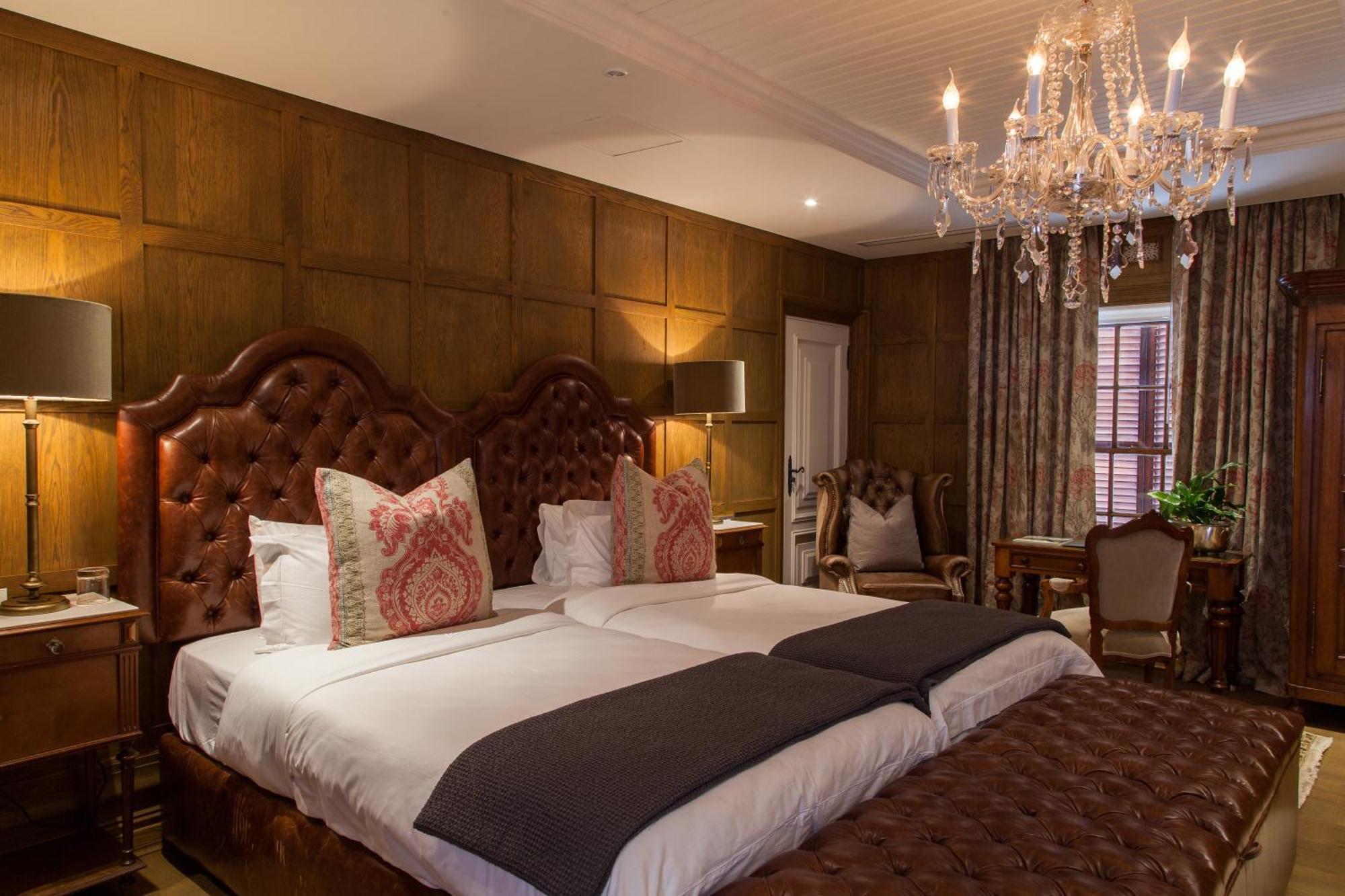 Classic Room,1222113244:JPEG
