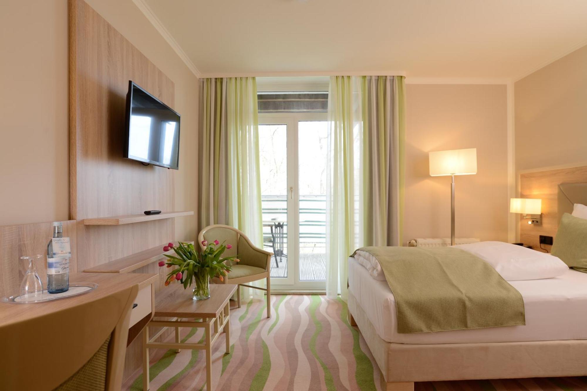 Single Room,1235212721:JPEG