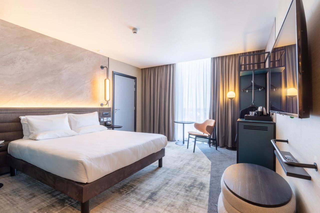 Zimmer mit Kingsize-Bett, barrierefrei