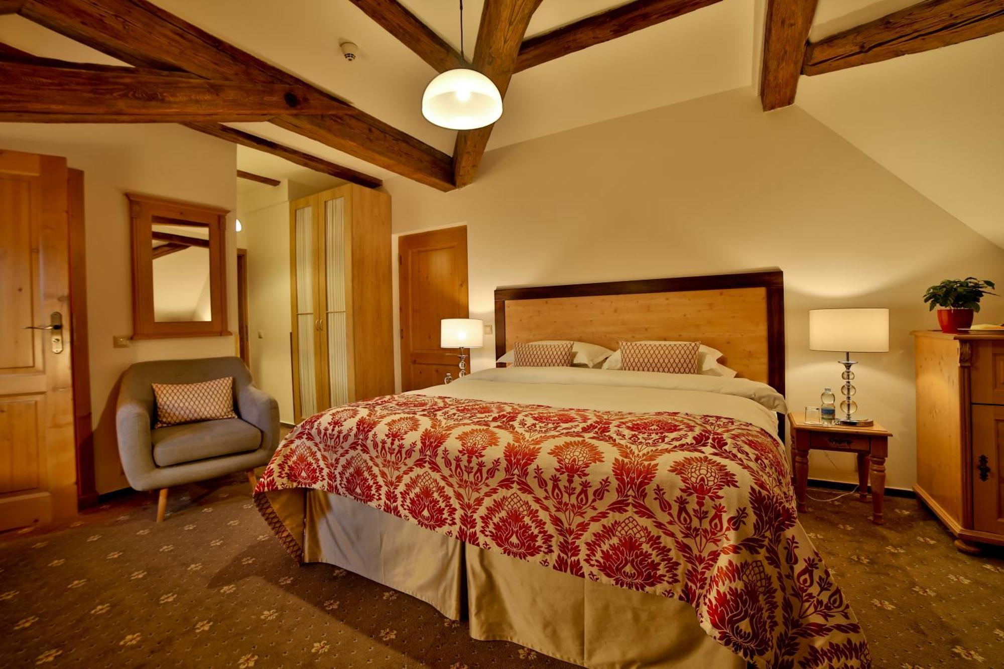 Superior Double or Twin Room,1274879980:JPEG
