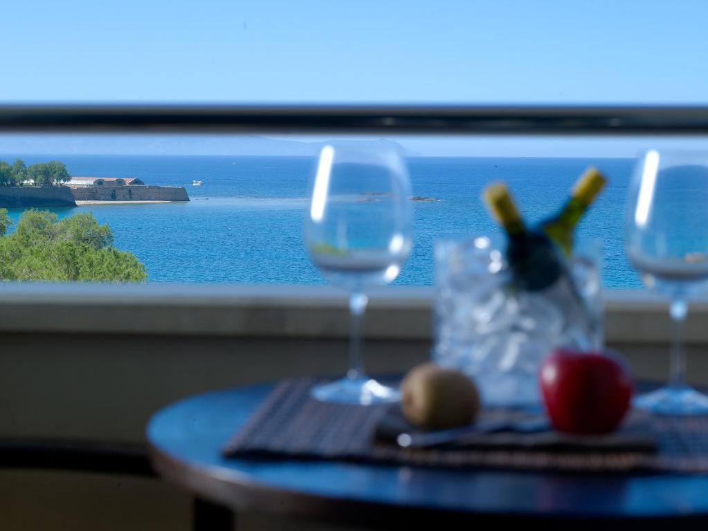 Double or Twin Room Sea View
