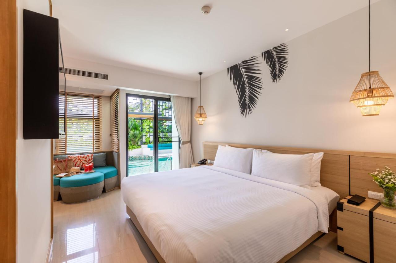Deluxe Zimmer mit 1 Kingsize-Bett und Zugang zum Pool