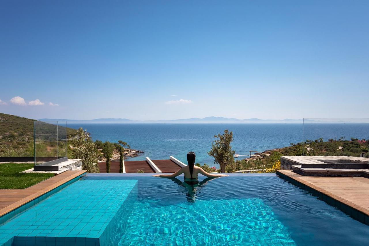 Master Suite Pool Sea View,1359043712:JPEG
