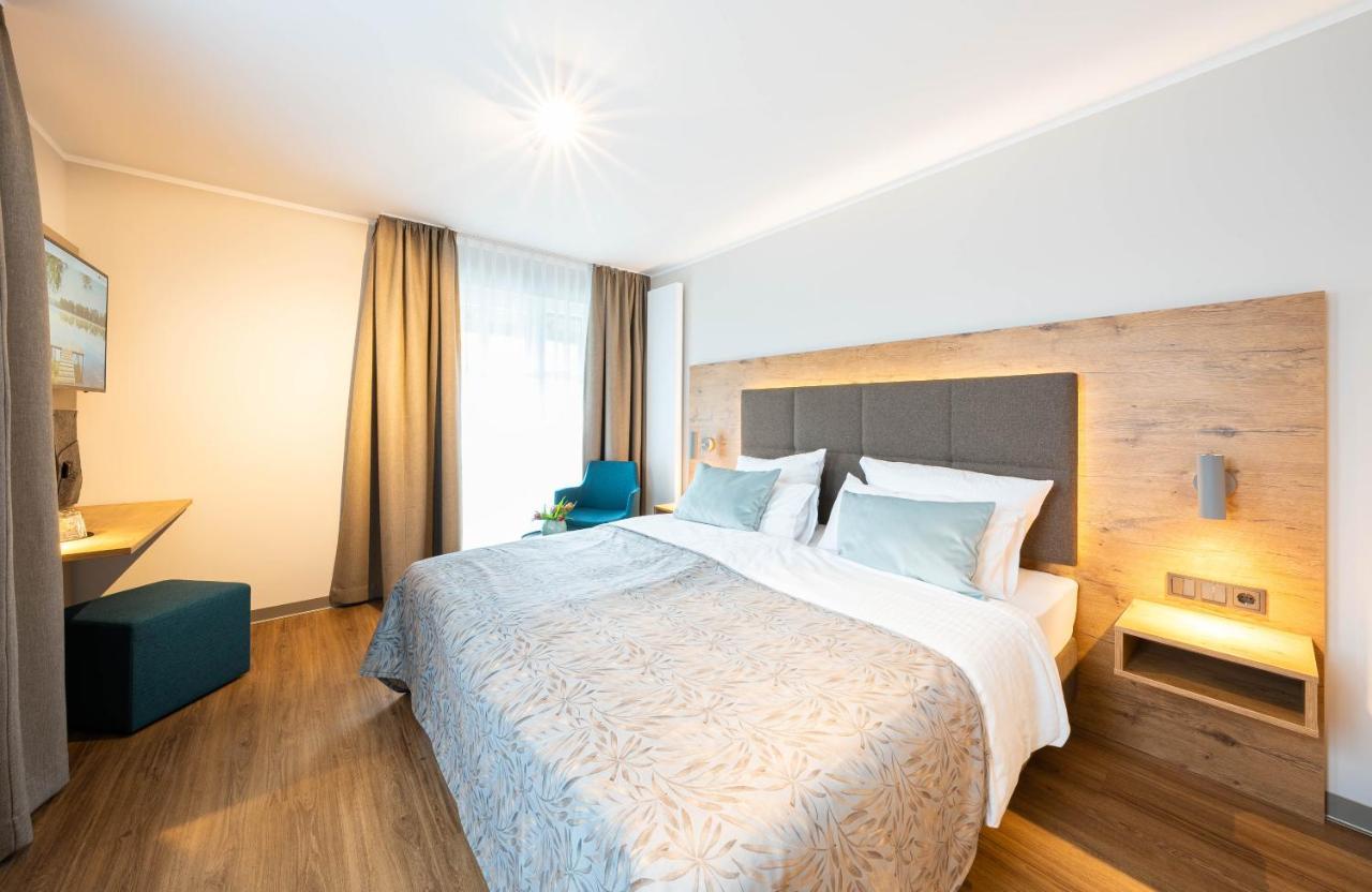 Doppelzimmer mit Balkon