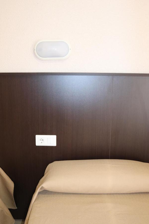 Standard Single Room with Shared Bathroom