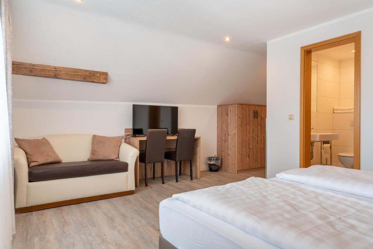 Triple Room,1404027404:JPEG