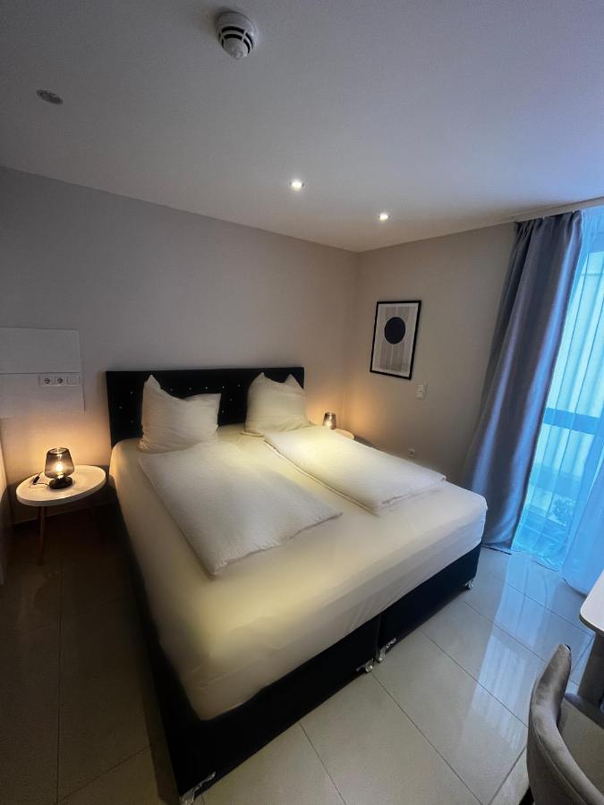 Standard King Room,1469558219:JPEG
