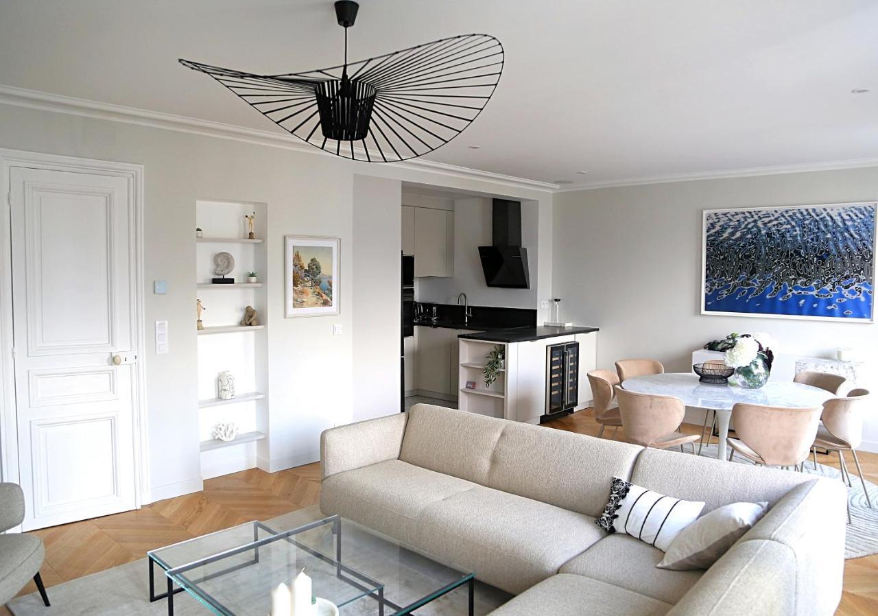 Familiensuite mit Balkon