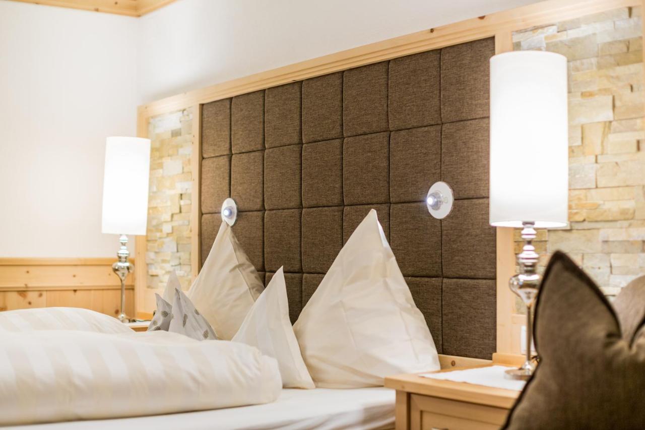 Double Room,1479657741:JPEG
