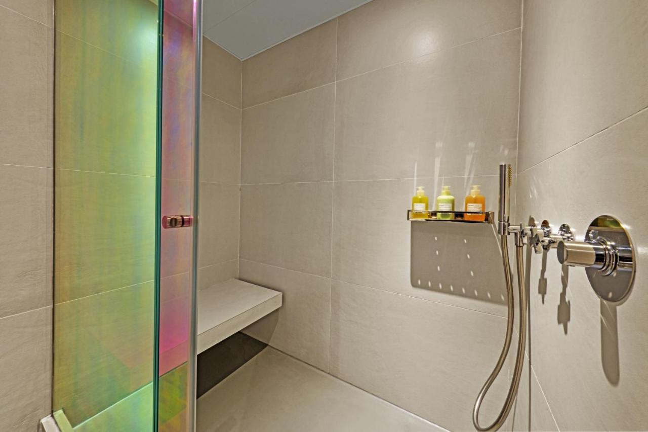 Deluxe King Room Plunge Pool