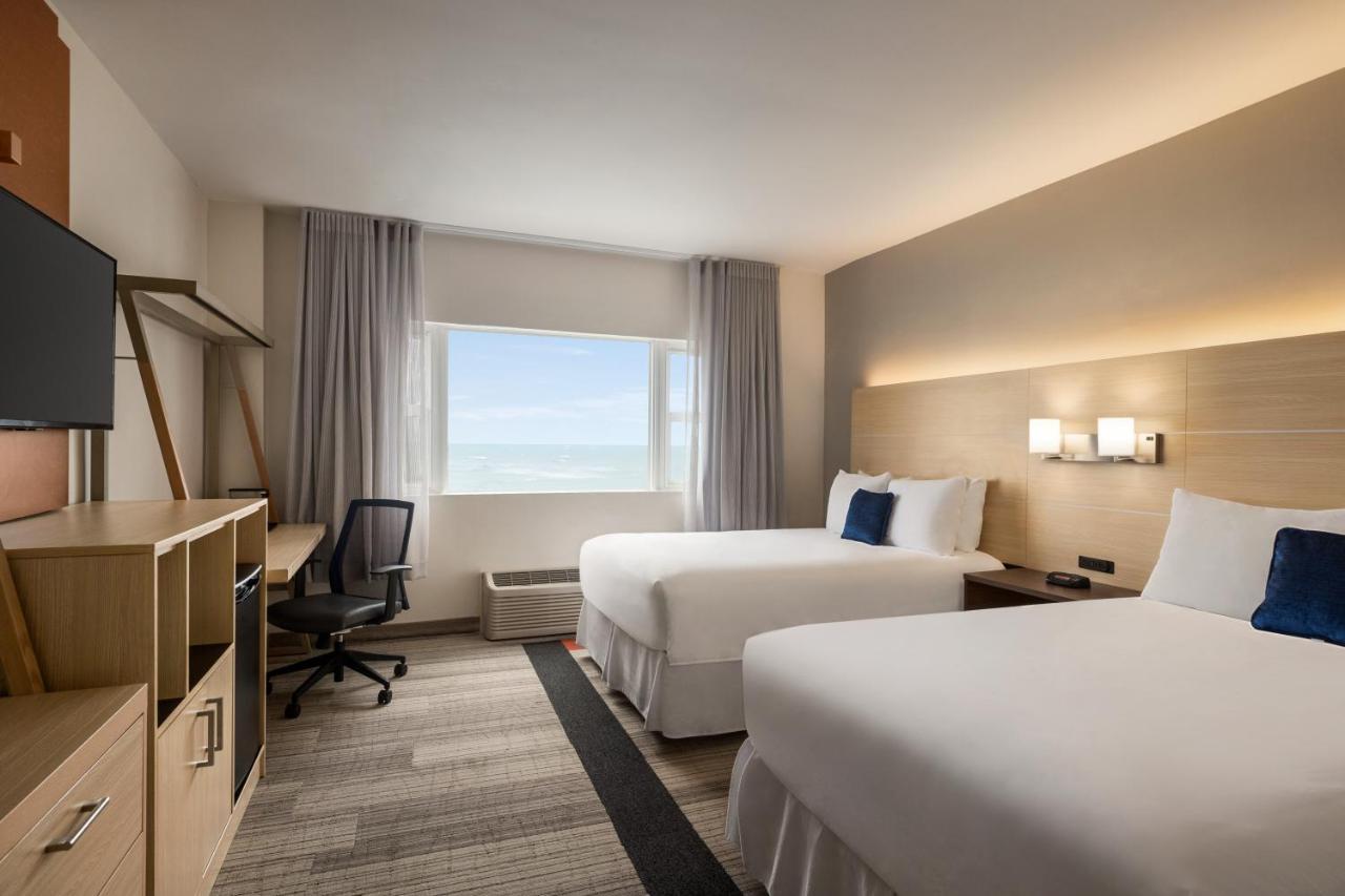 Oceanfront Room with Two Double Beds,1524124936:JPEG