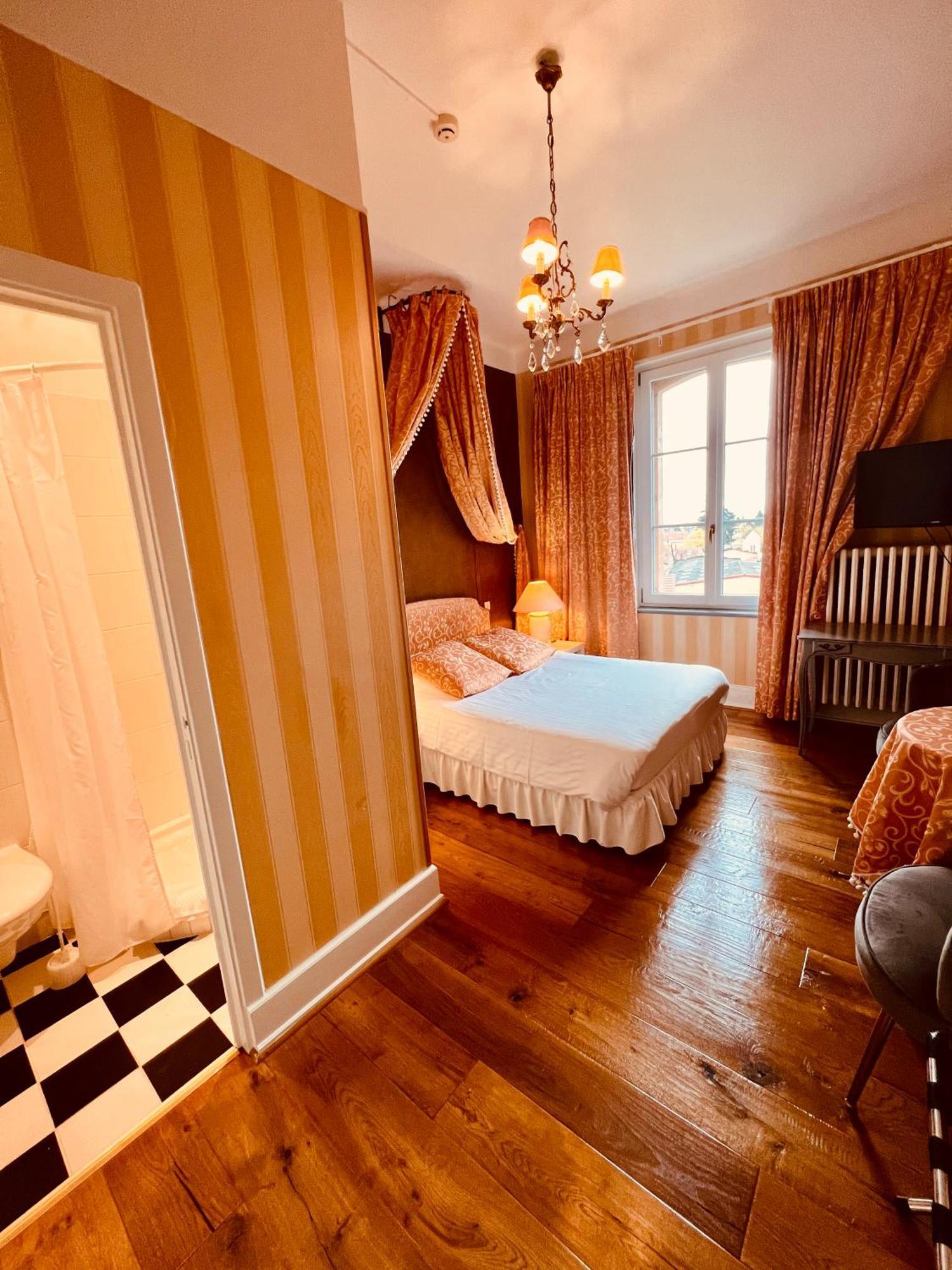 Romantic Double or Twin Room