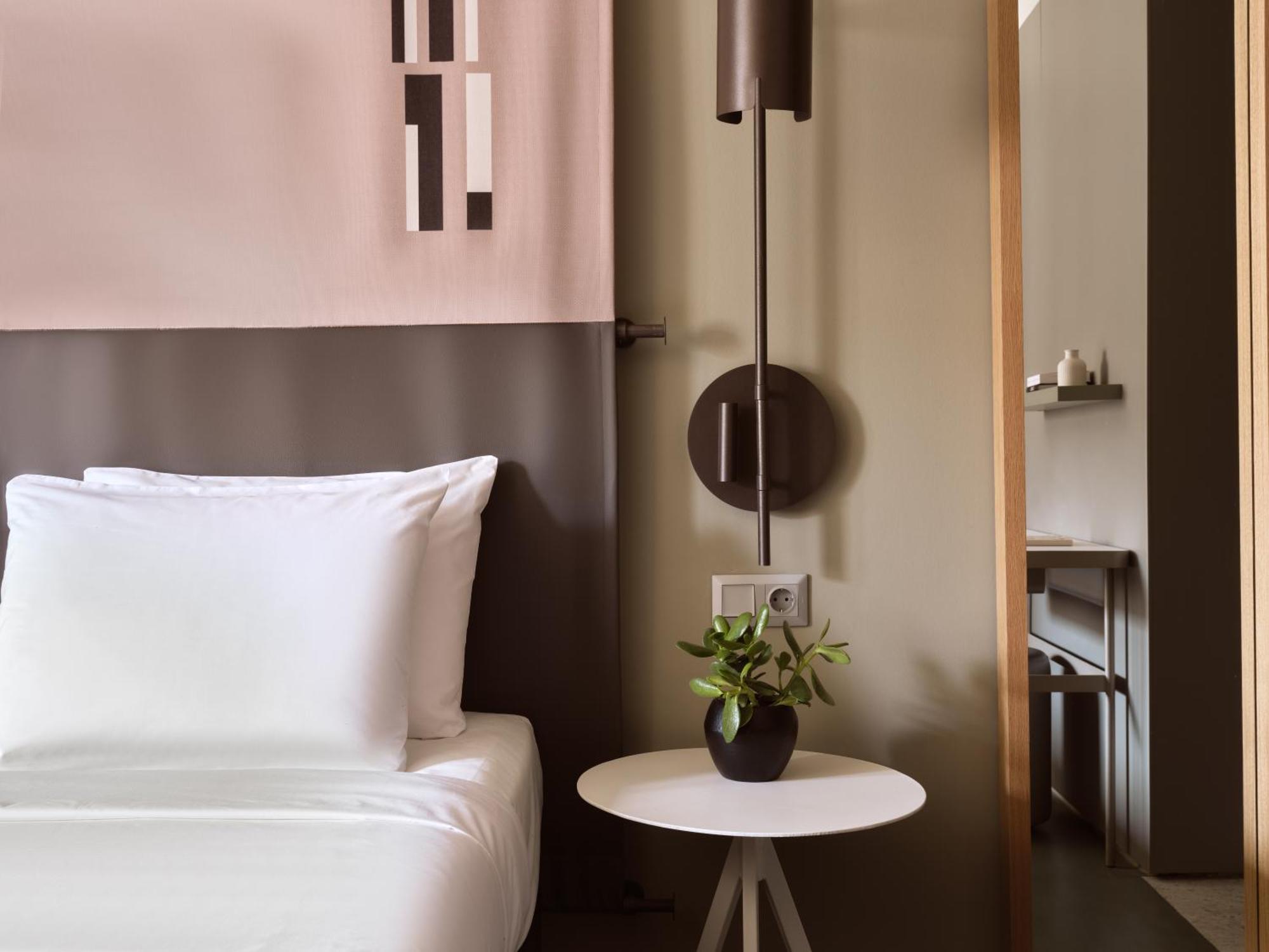 Superior Zimmer mit Blick zum Innenbereich
