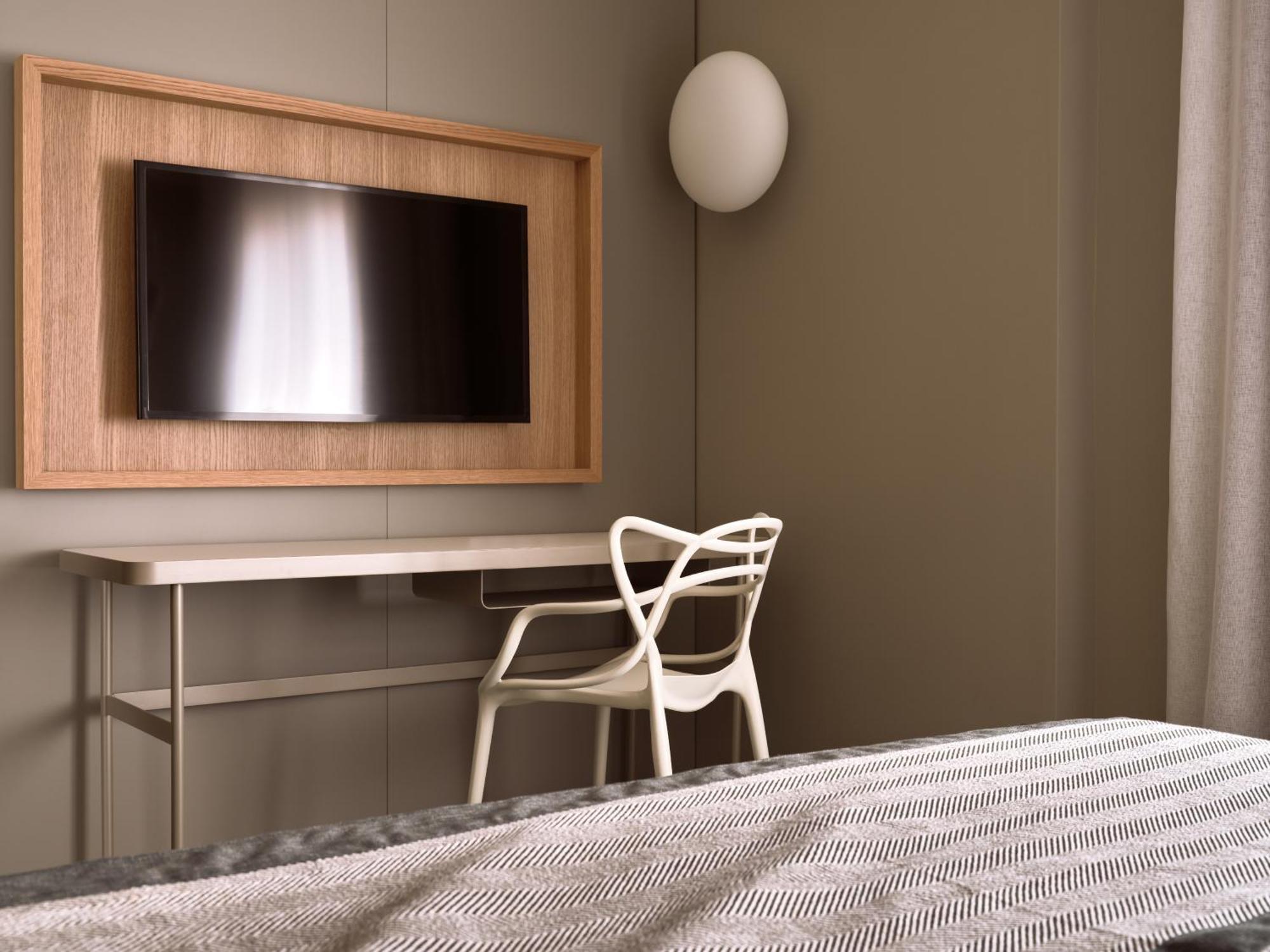Standard Zimmer mit Blick zum Innenbereich