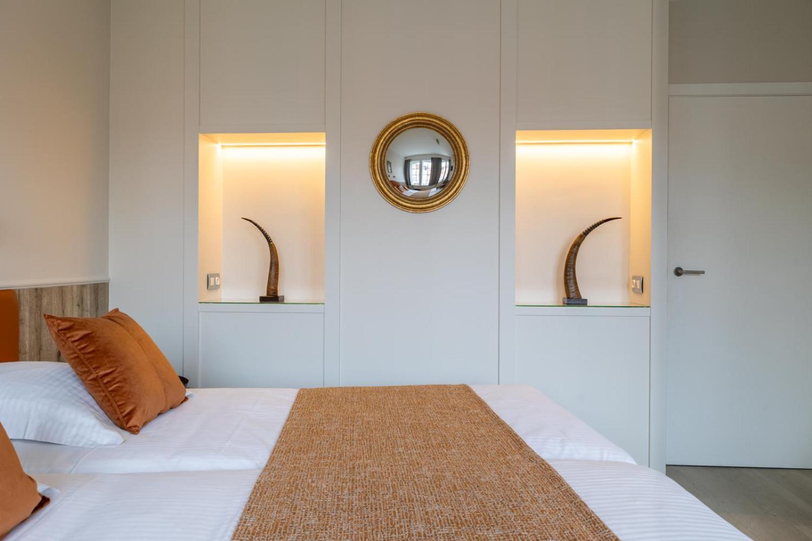 Zweibettzimmer mit Kanalblick
