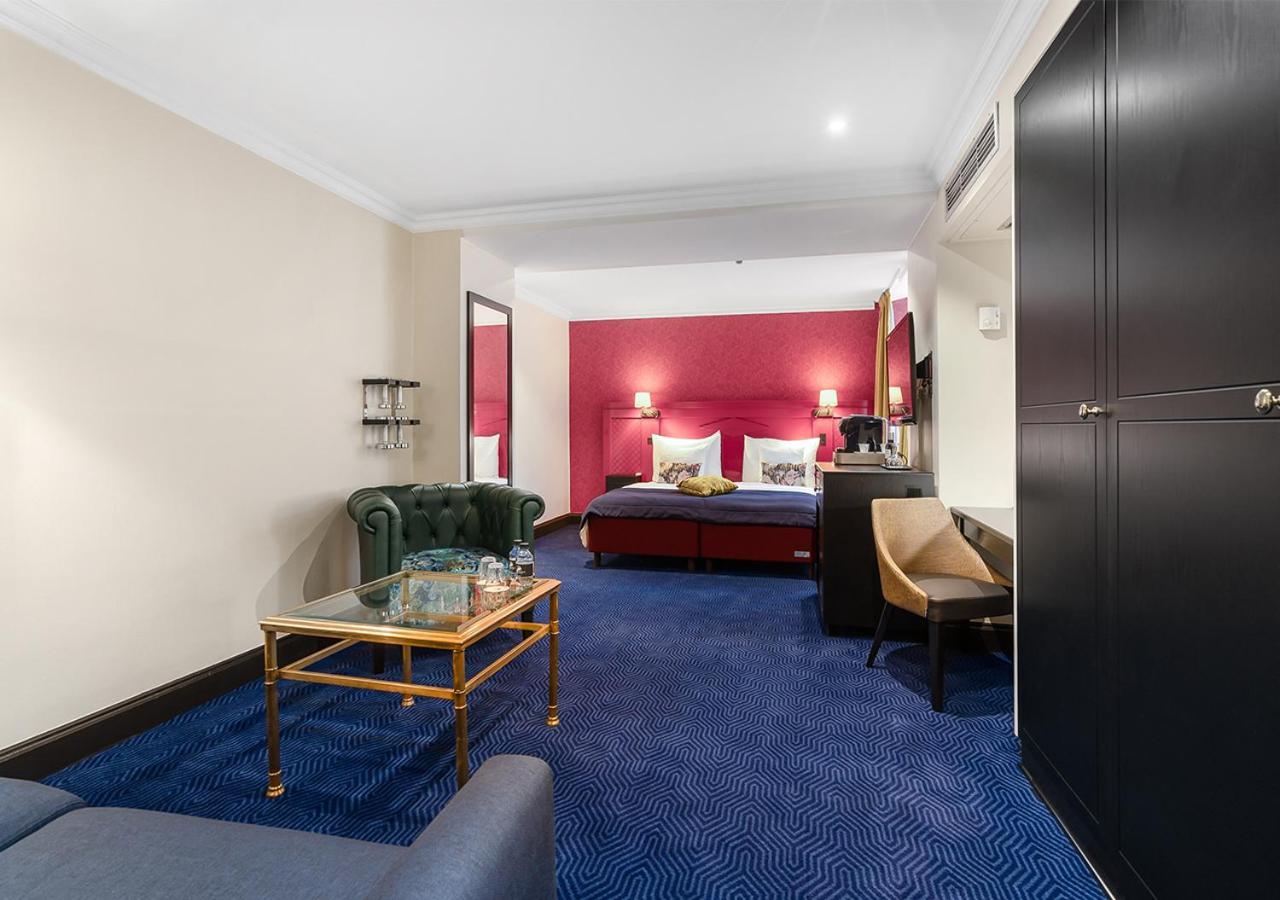 Deluxe King Room,1695739739:JPEG