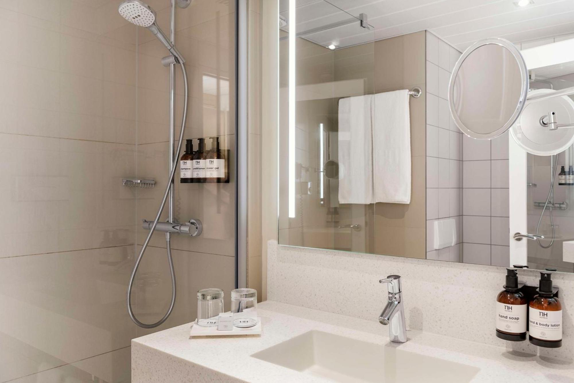 Standard Double or Twin Room,1705610311:JPEG