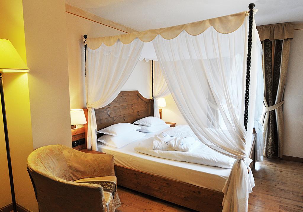 Deluxe Doppel-/Zweibettzimmer