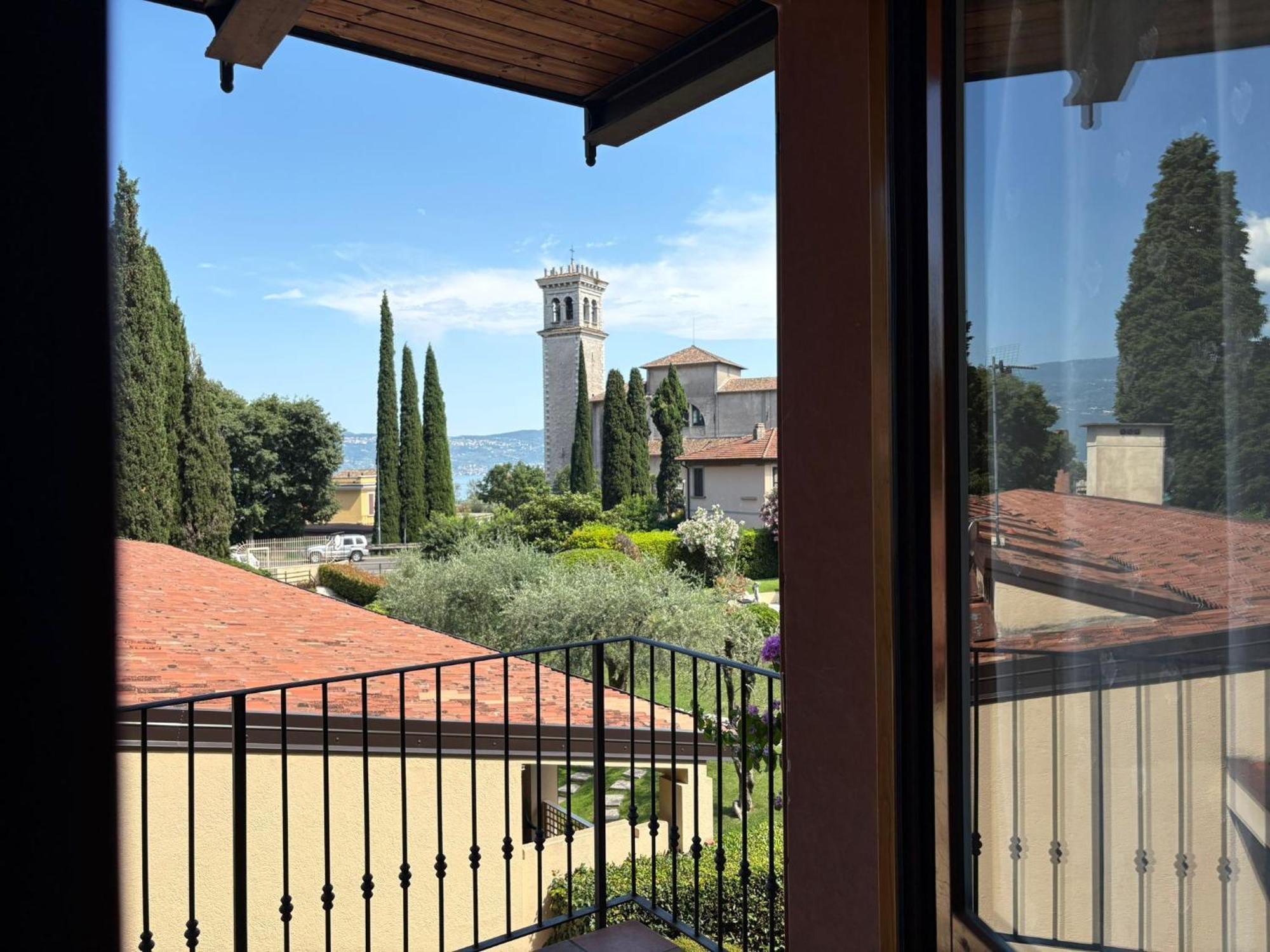 Familiensuite mit Balkon