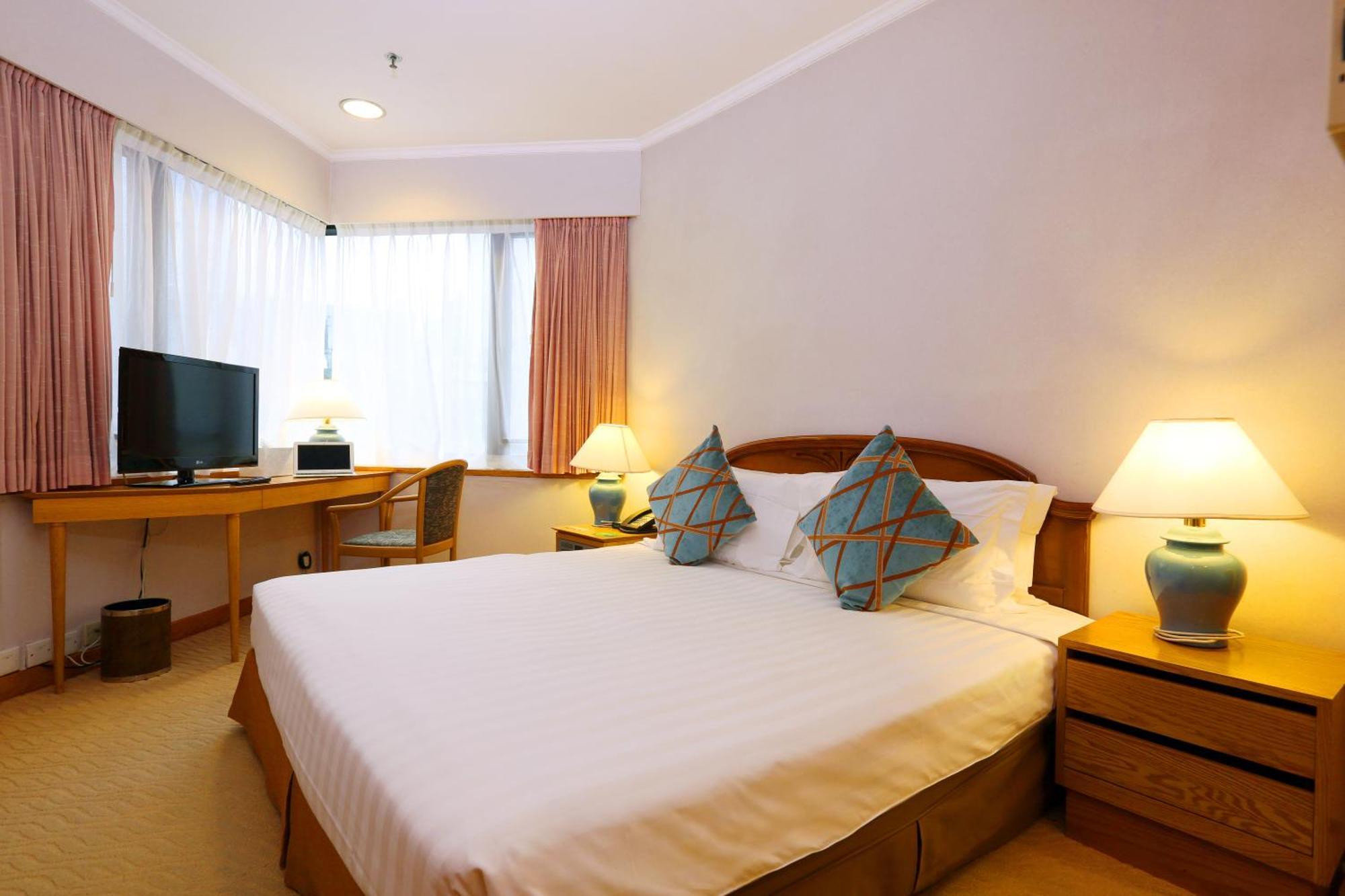 Non Smoking - City View Deluxe Room with Double bed