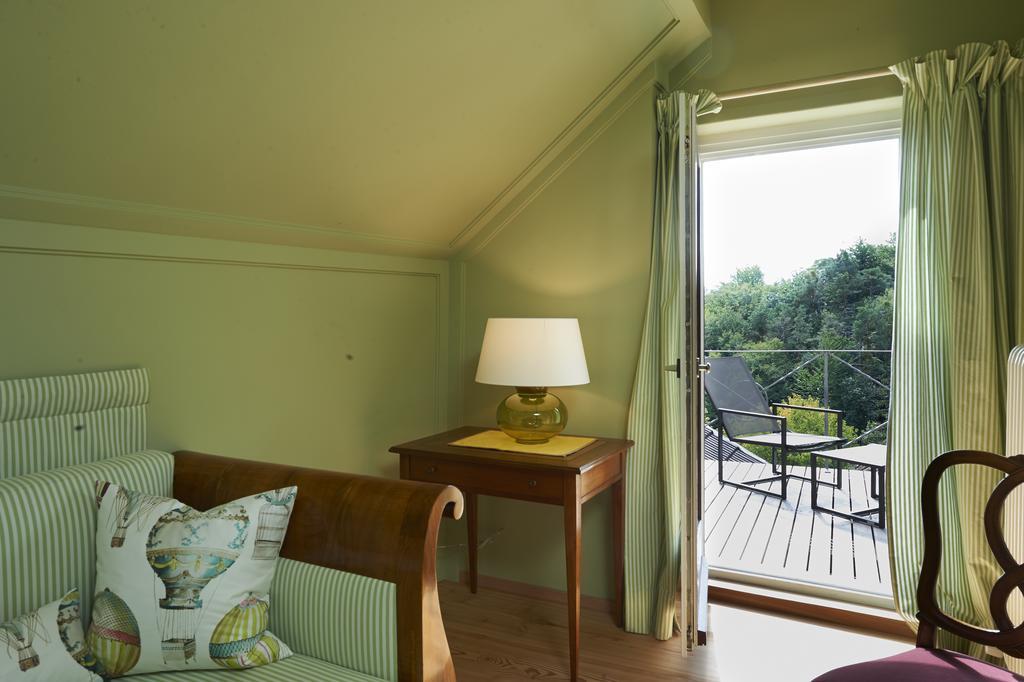 Deluxe Double Room with Balcony,894144961:JPEG