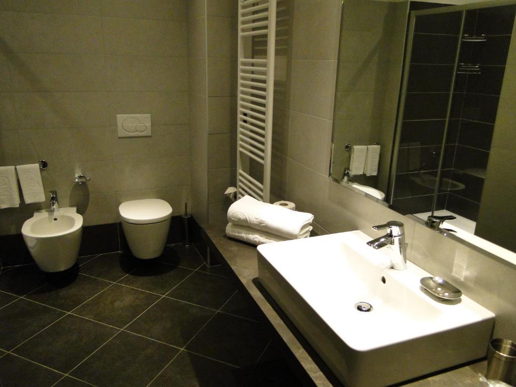 Superior Double or Twin Room with Balcony,33325825:JPEG