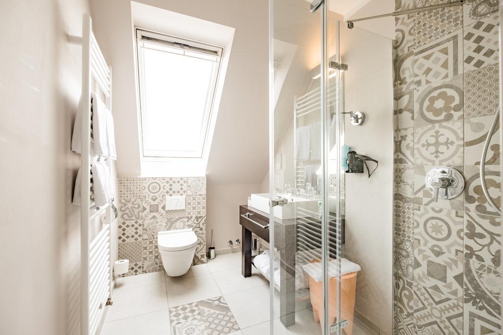 Junior Suite,425125140:JPEG