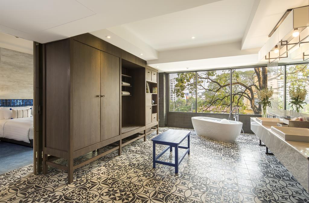 One-Bedroom Family Suite 24 Hours of Room