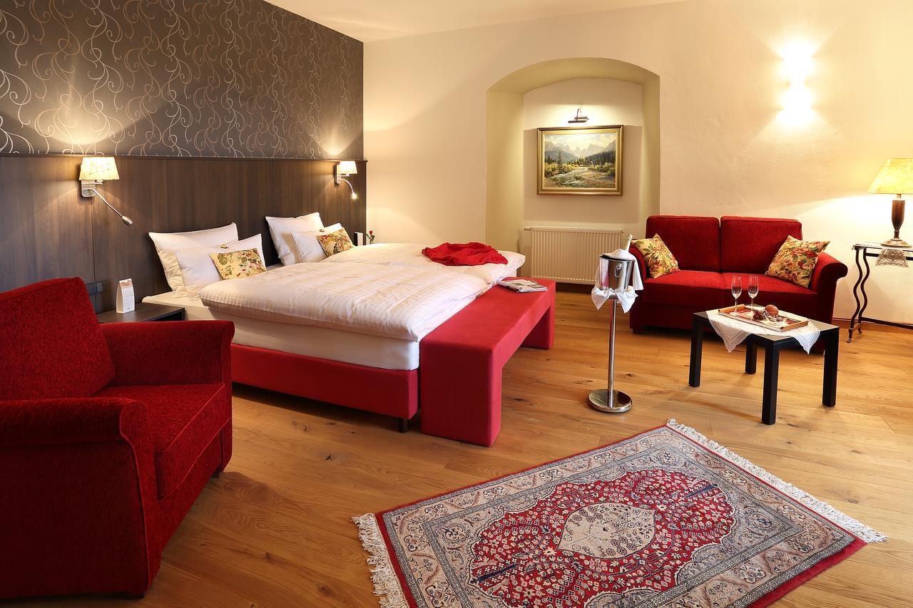 Superior Zimmer mit Kingsize-Bett