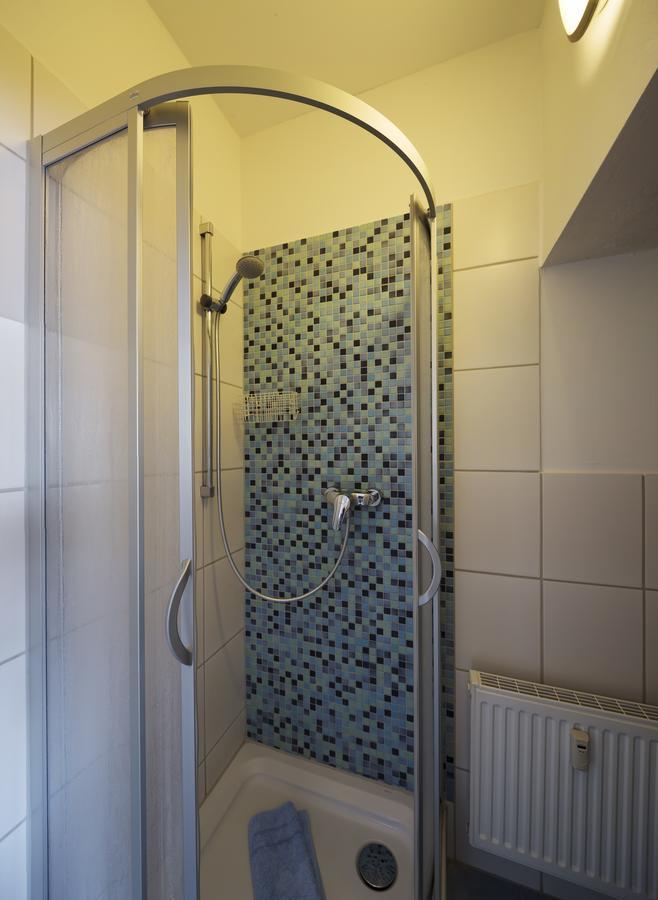 Standard Single Room,635825049:JPEG