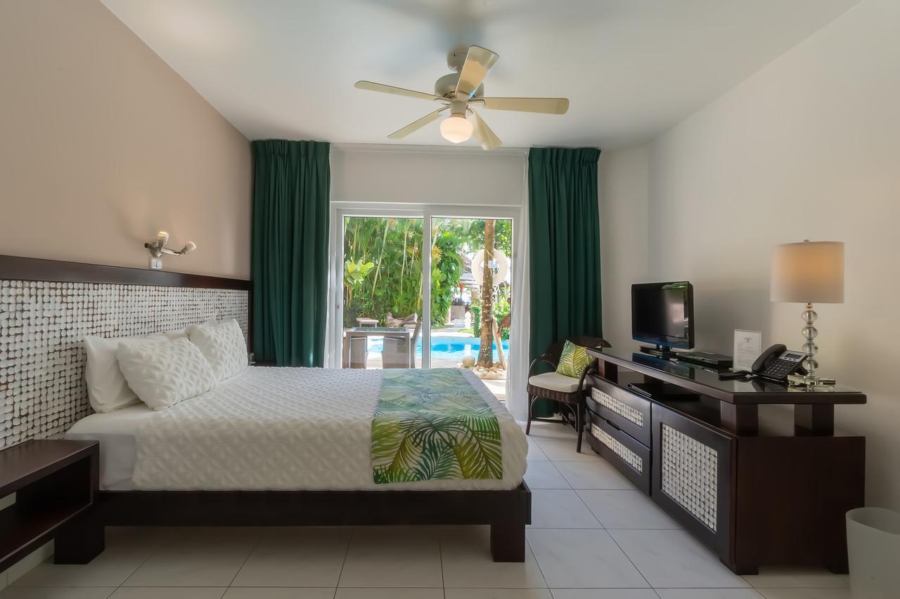 Standard - Beach Front,669271686:JPEG