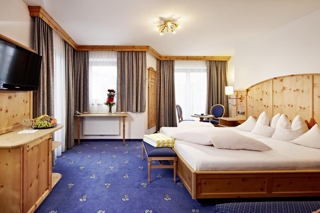 Standard Doppelzimmer mit Balkon