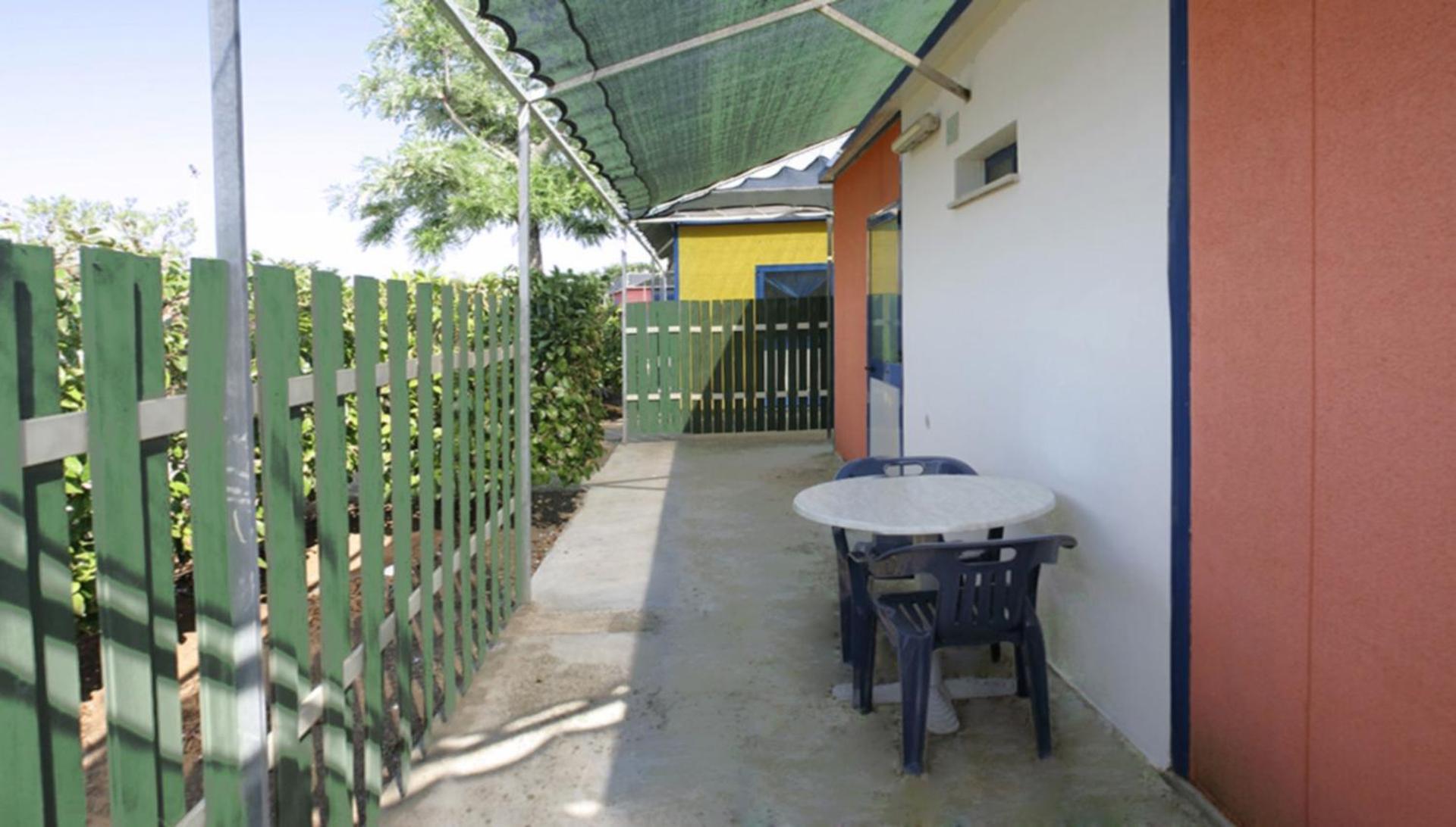Bungalow mit Terrasse (3 Erwachsene)