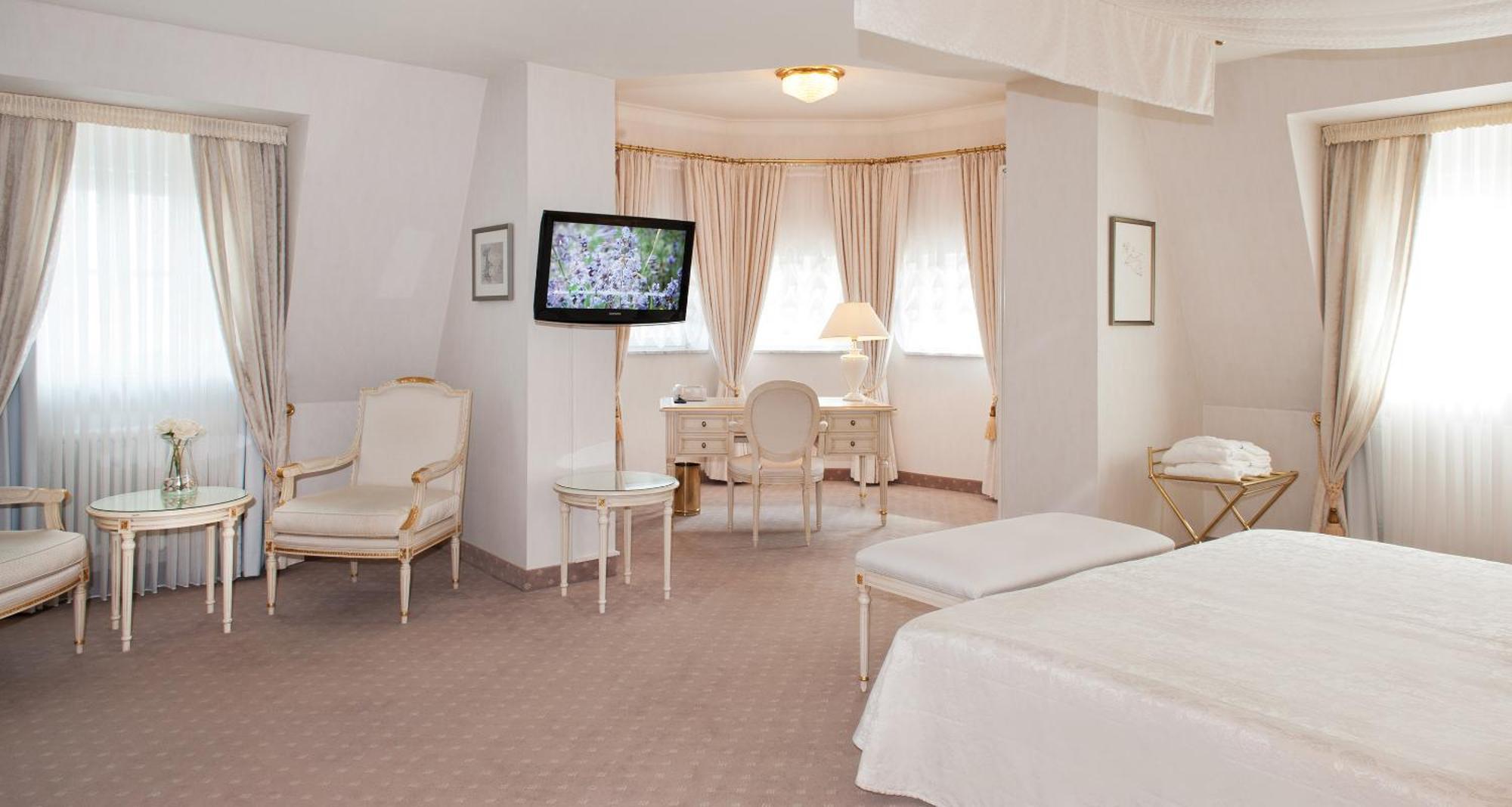 Junior Suite