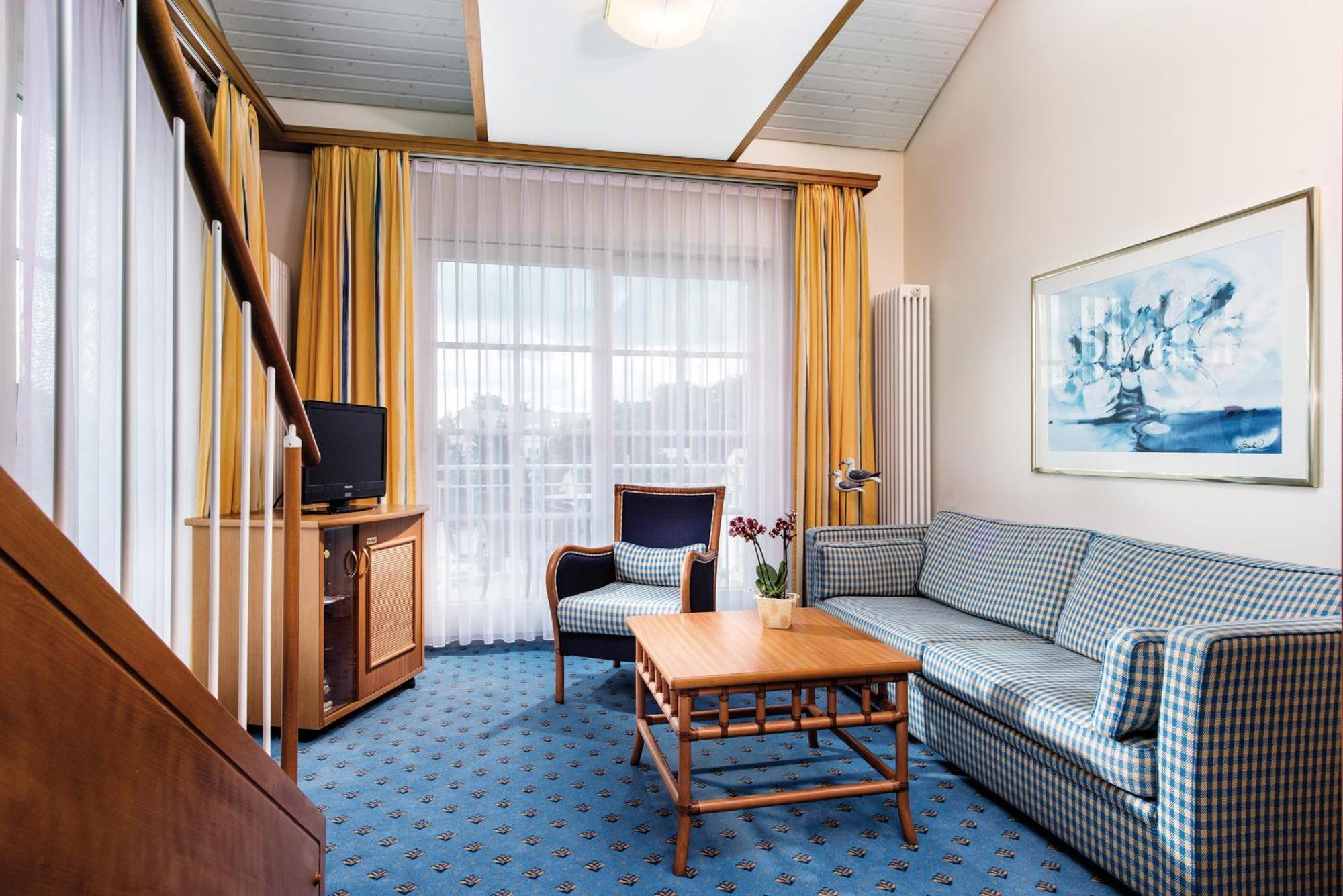 Junior Suite with Balcony - Sea Side