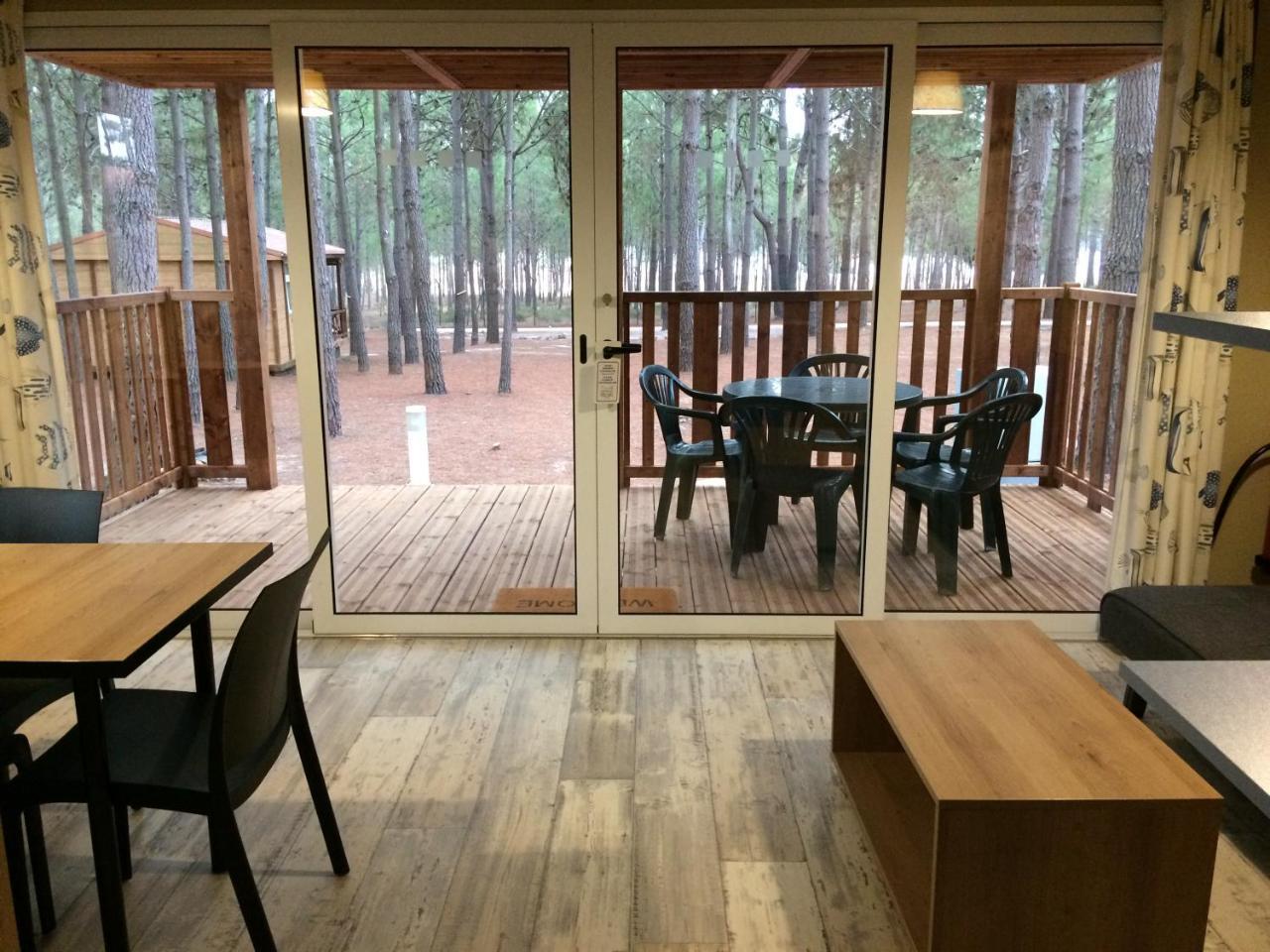 Deluxe Bungalow,724207930:JPEG