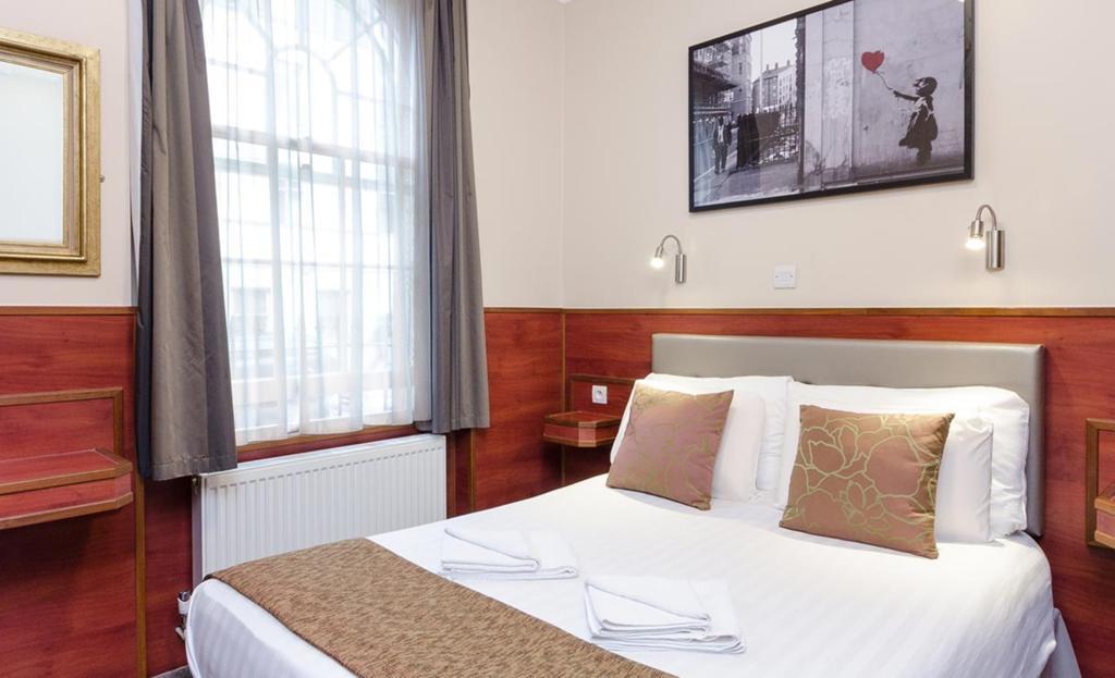 Small Double Room,79481118:JPEG