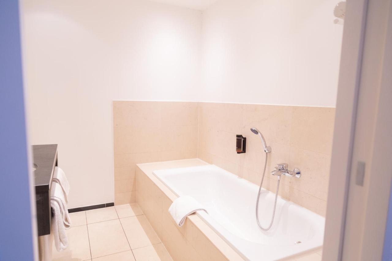 Business Double Room with Rhine Views - Main Building,945103786:JPEG