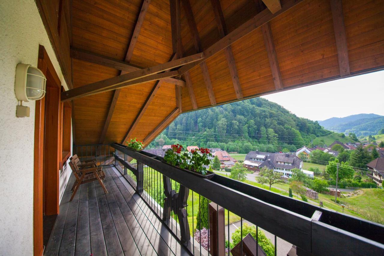 Familienzimmer mit Balkon