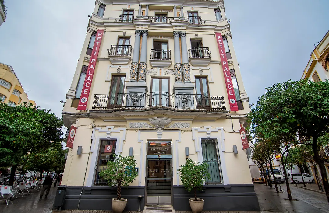 Petit Palace Canalejas Sevilla-1