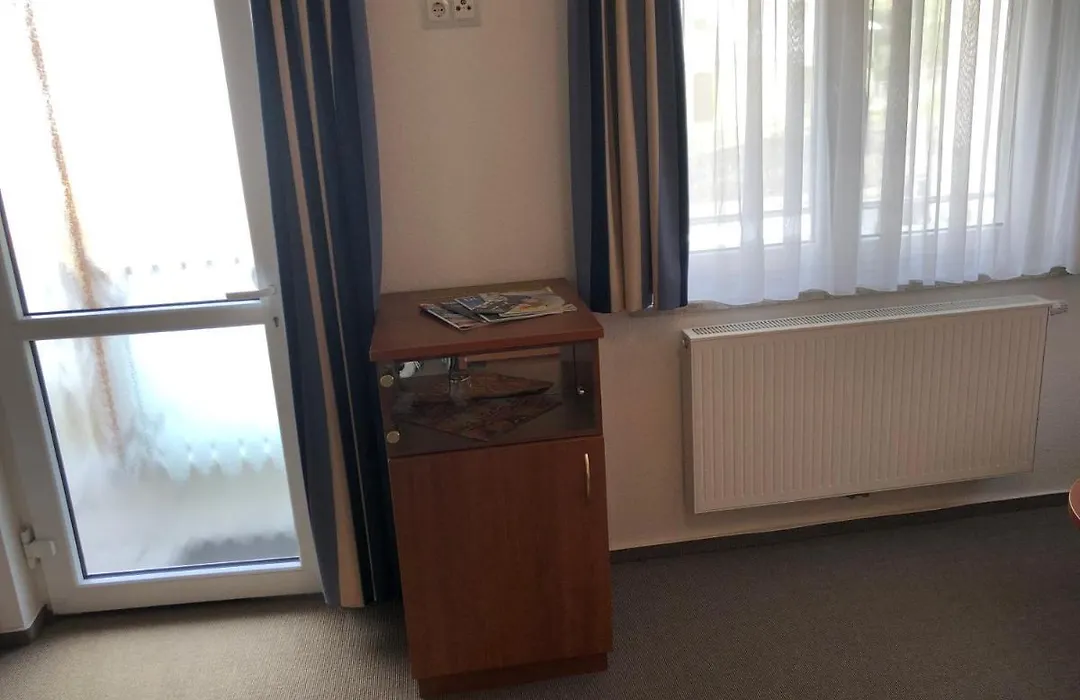 Hotel Garni Rabennest-1