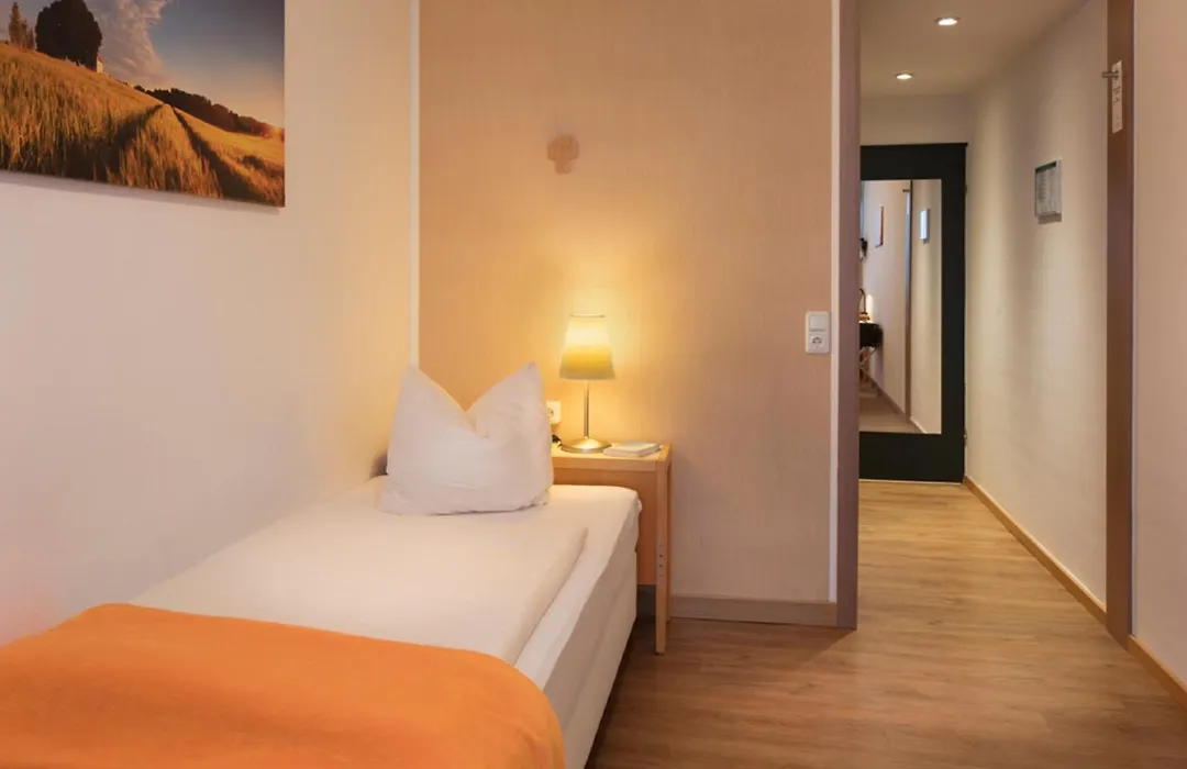 Heinrich Pesch Hotel-1
