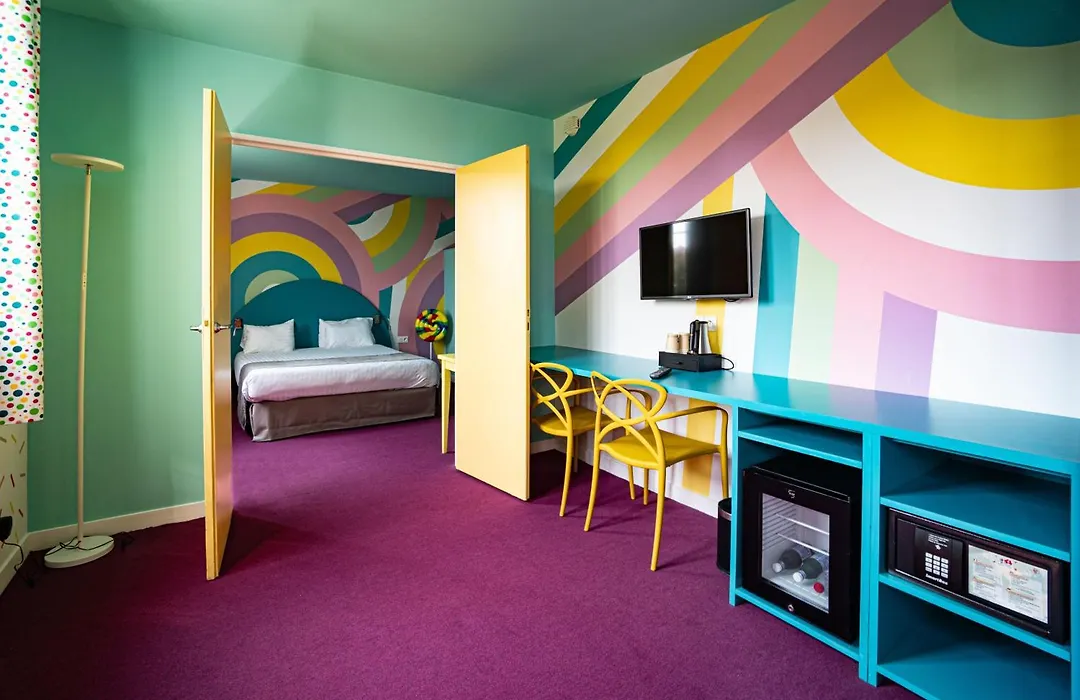 Explorers Hotel Marne-La-Vallee-1