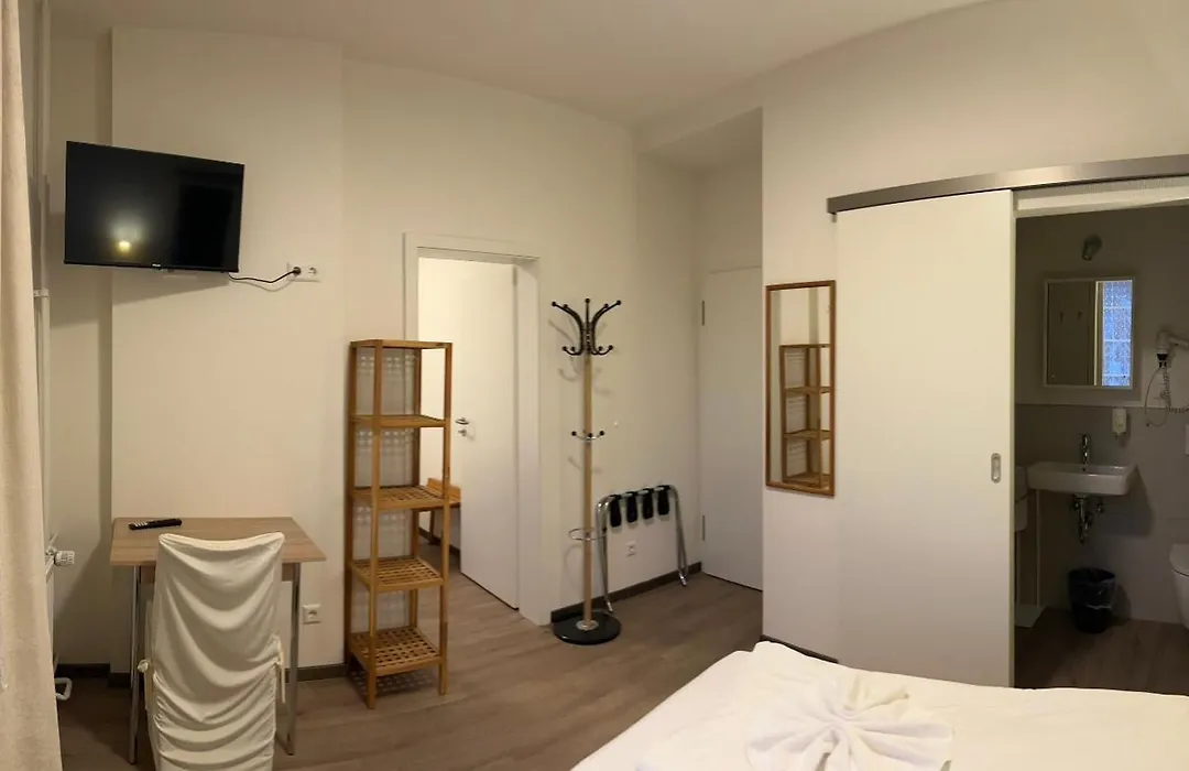 Hotel Ohm Patt-1