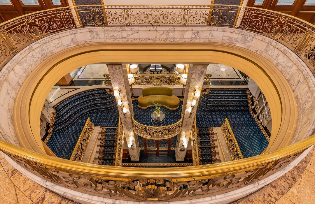 El Avenida Palace-1