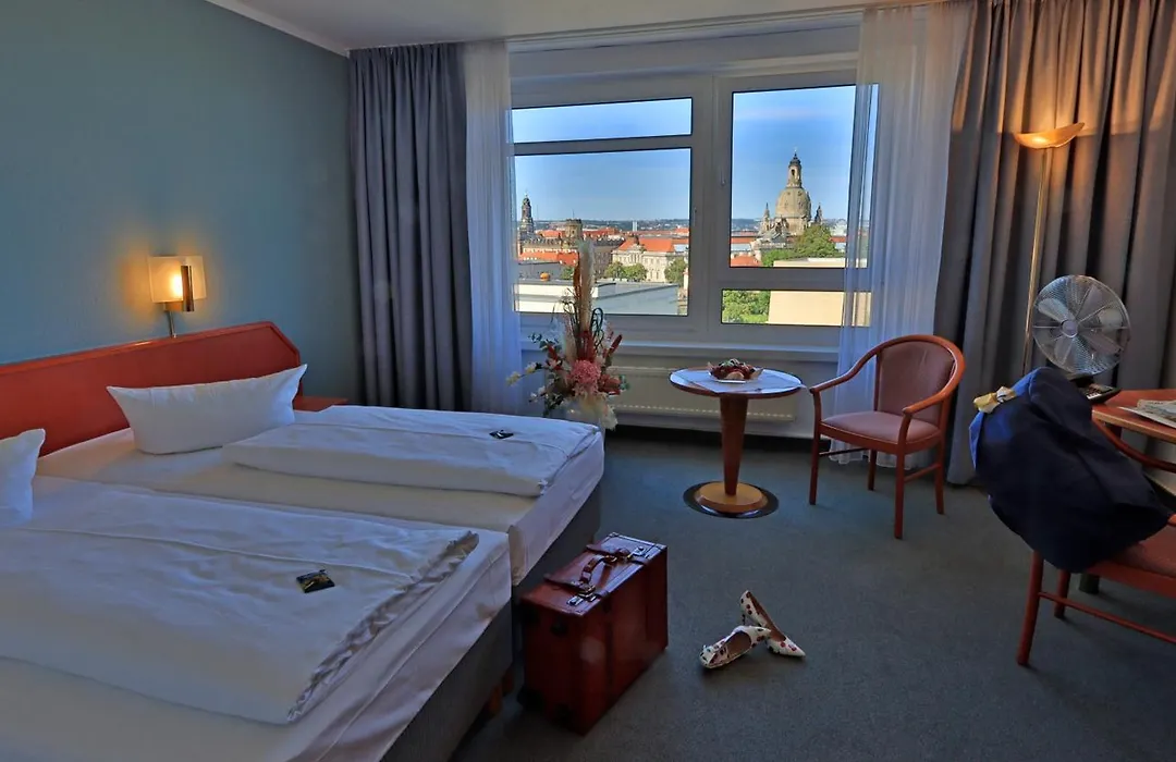 Hotel Am Terrassenufer-1